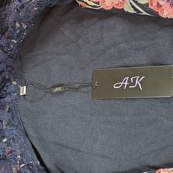AK Floral Embroidered Hoodie 2XL NEW Navy BLUE - Picture 6 of 11